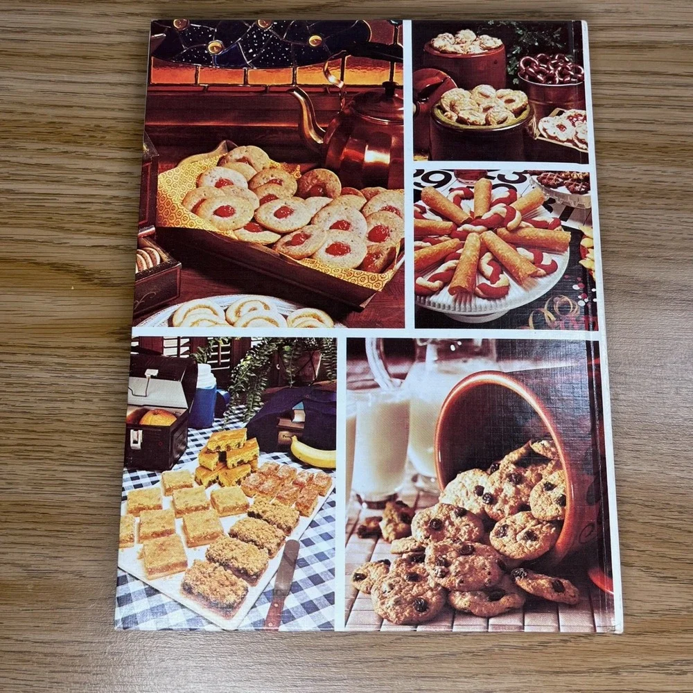 Better Homes and Gardens Homemade Cookies Cook Book 1975 First Edition Vintage